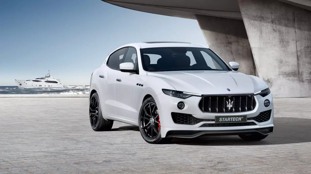 2017 Maserati Phakamisa ngeStartech - carbon fiber - 3/4 phambi