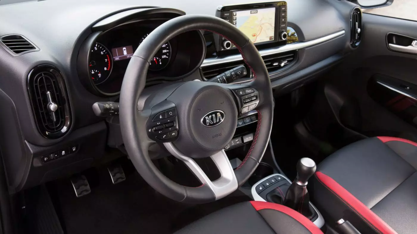 Interior Kia Picanto 2017