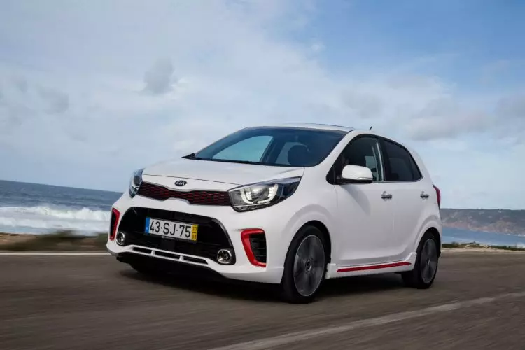 2017. gada Kia Picanto GT Line priekšpuse