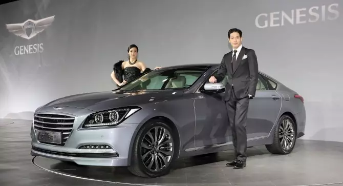 Детройт салоны 2014_ Hyundai Genesis