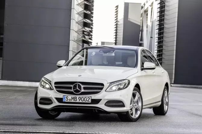 2014-Mercedes Kelas C