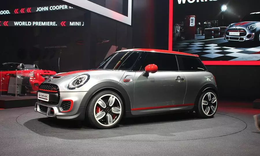 MINI John Cooper Works Concept je raketa novej generácie 20509_2