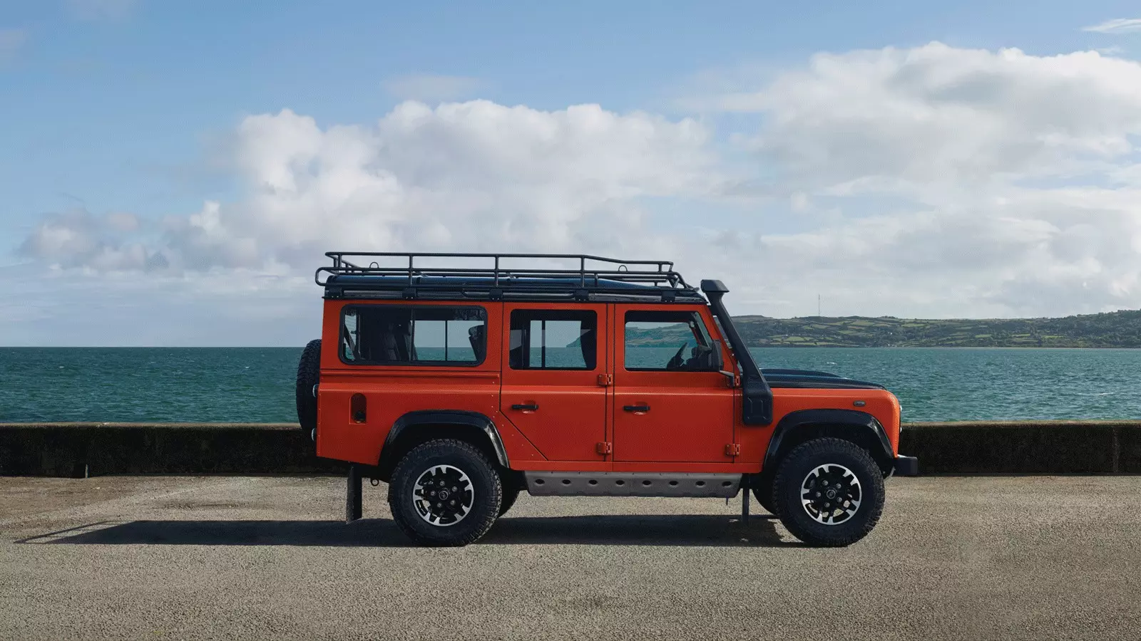 Приключения Land Rover Defender