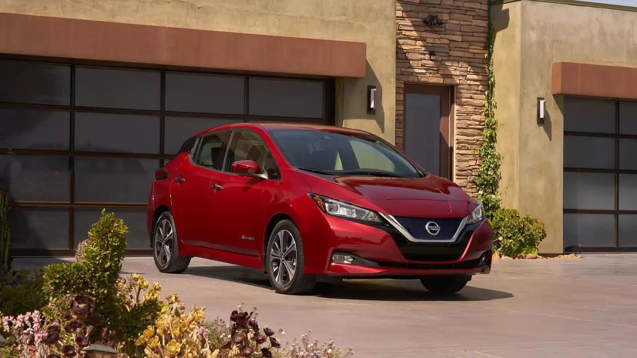 Nissan Leaf