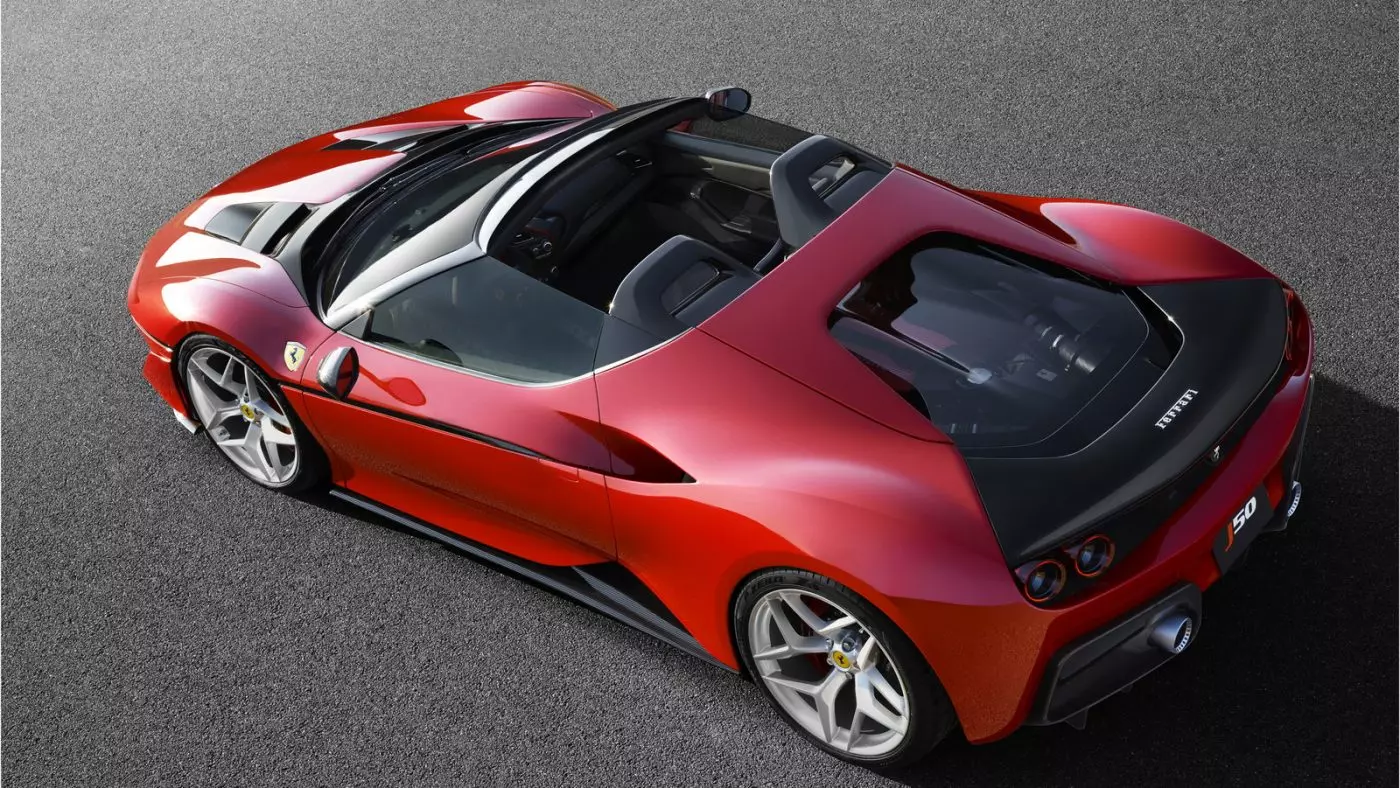 Ferrari J50: каваллино рампанте с японской нервюрой 2081_1