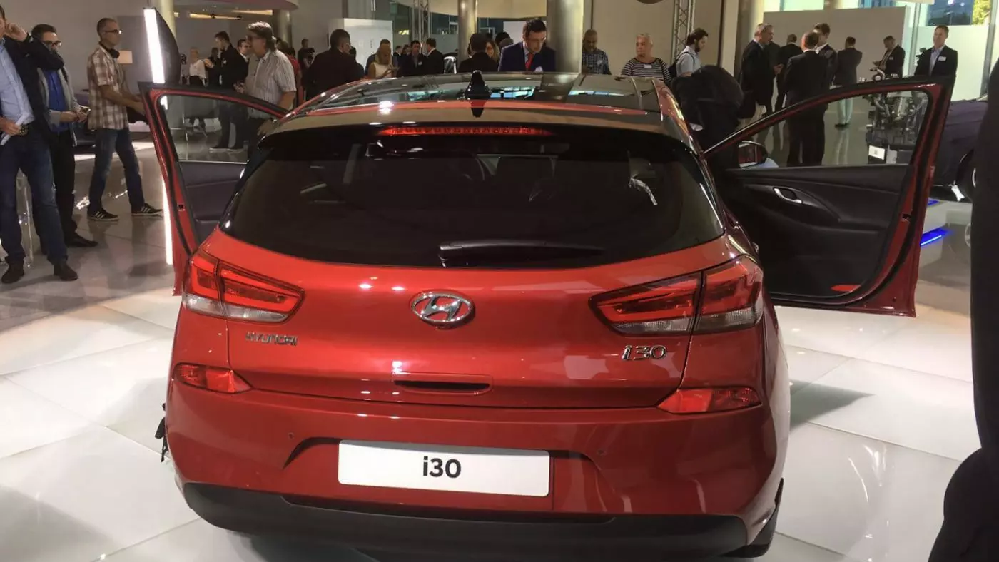 Hyundai i30: усе дэталі жывыя з сусветнага адкрыцця 20866_2