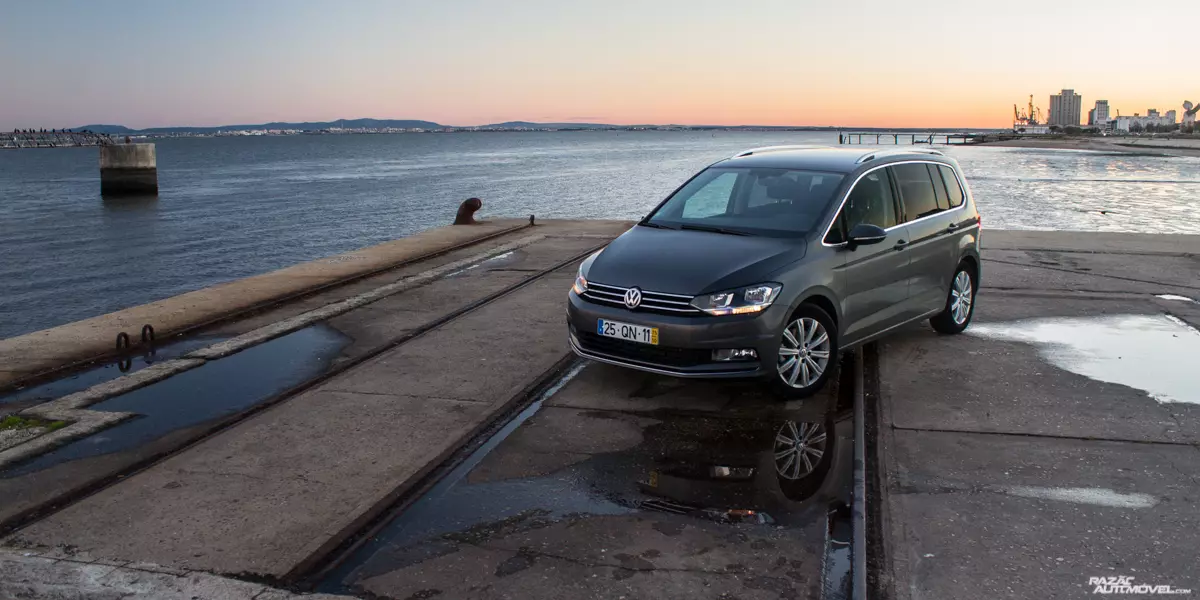 Volkswagen Touran 2016