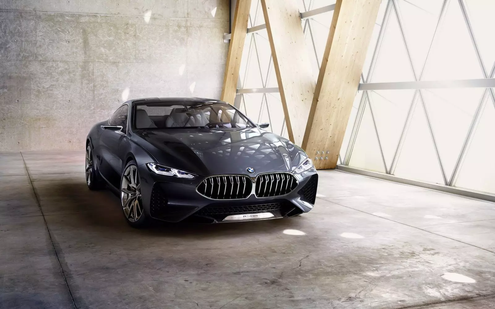 2017 BMW Concept 8 сериясы