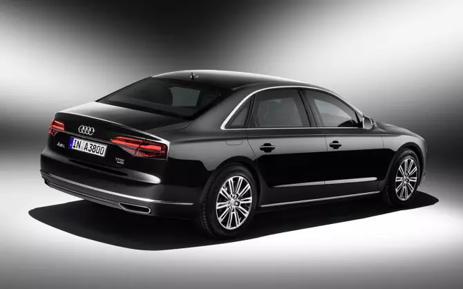 Audi A8 L ආරක්ෂාව