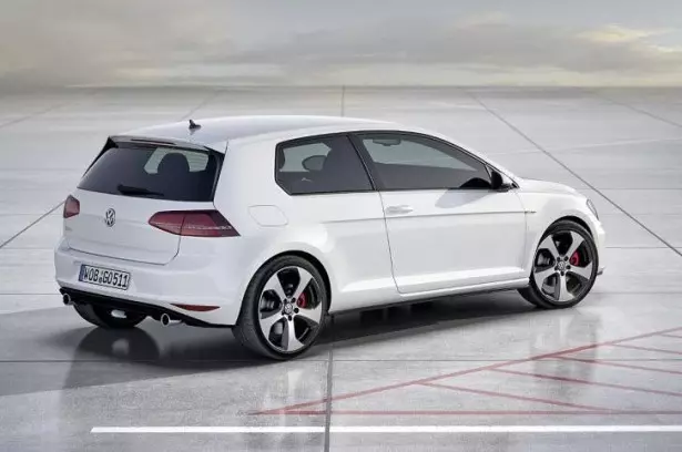 Volkwagen Golf VII GTI: «Концепция» бирок аз 21251_1