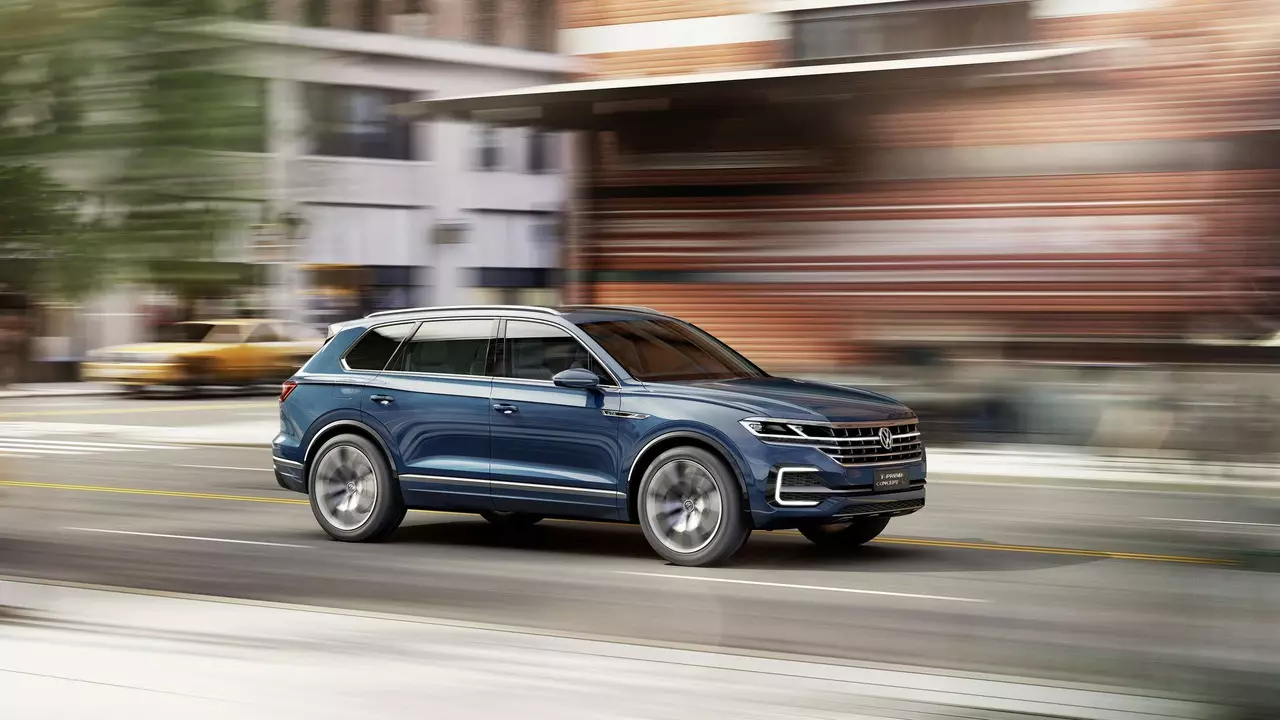 Volkswagen T-Prime Concept GTE Iteganya Future Premium SUV 21408_2