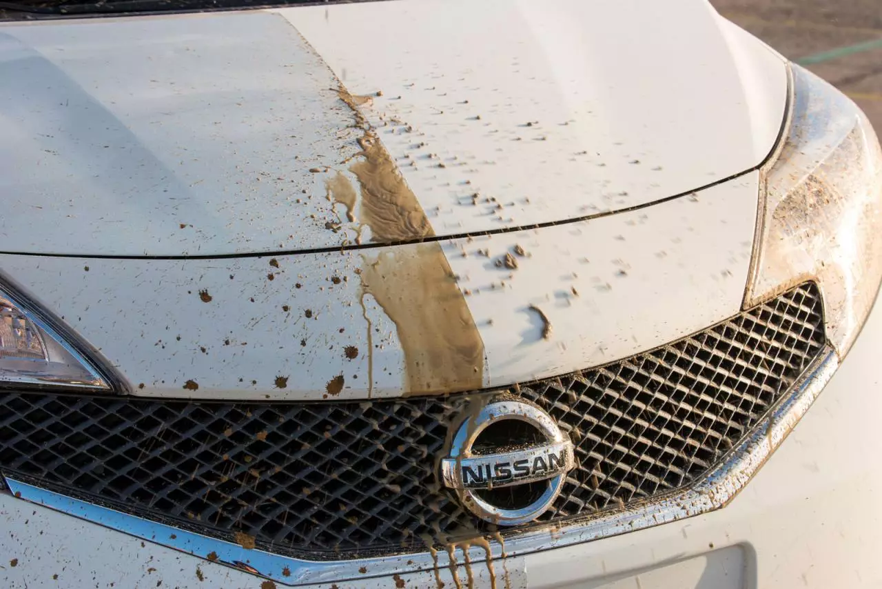Nissan Ultra-Ever Dry: фарба супраць забруджванняў