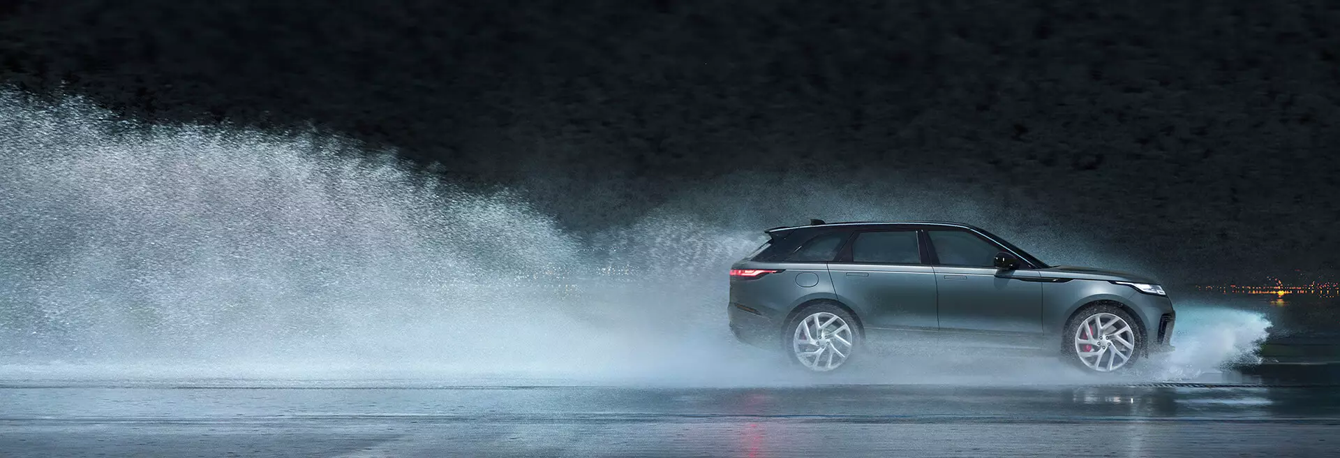 Range Rover Velar SVAutobiography دىنامىكىلىق نەشرى