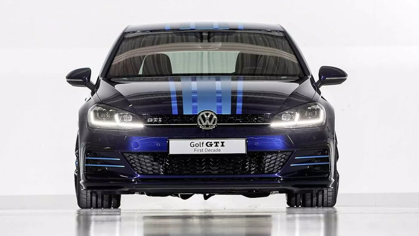 “Volkswagen Golf GTI” ilkinji onýyllygy