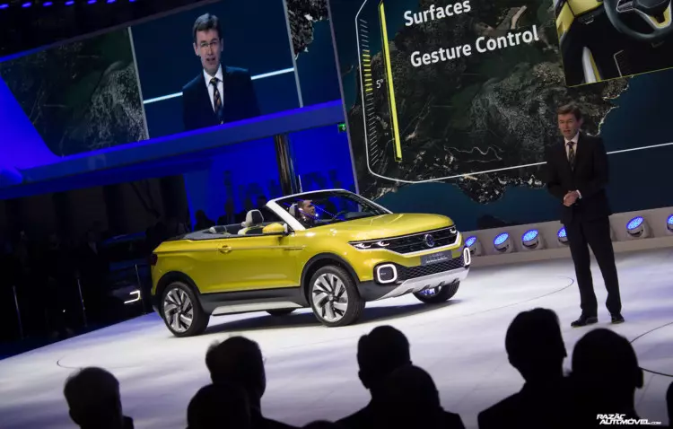 Volkswagen T-Cross Breeze 2016