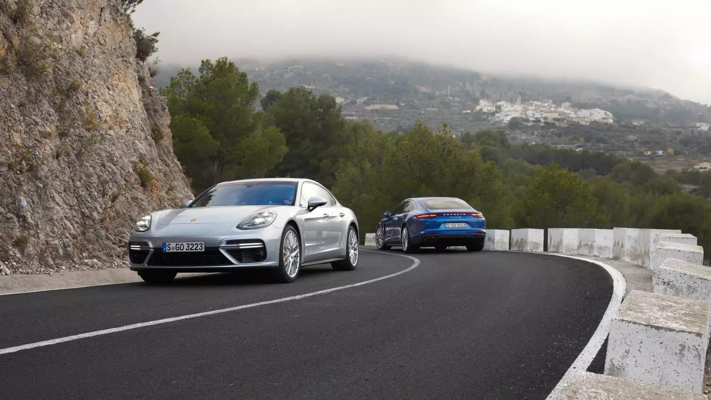 Vid ratten i nya Porsche Panamera: världens bästa sedan? 21763_10