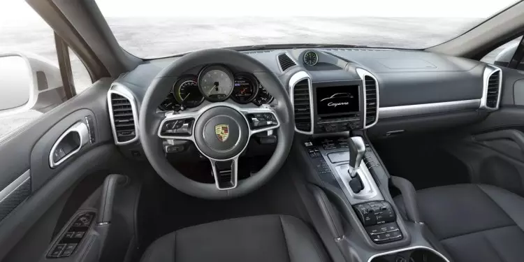 Porsche Cayenne 2015 2