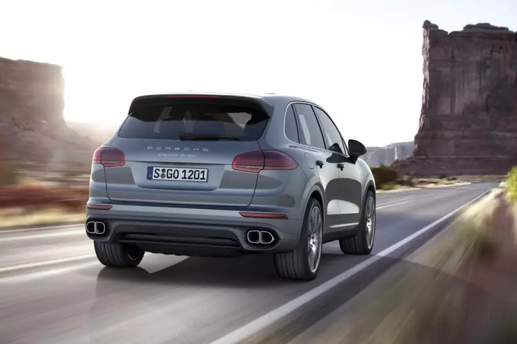 porsche cayenne 2015 ៣