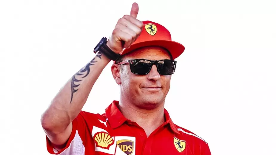 Kimi Raikkonenas iškeičia „Ferrari“ į „Alfa Romeo“.