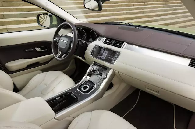 Ward's Auto anuncia els 10 millors interiors del 2012 22006_9