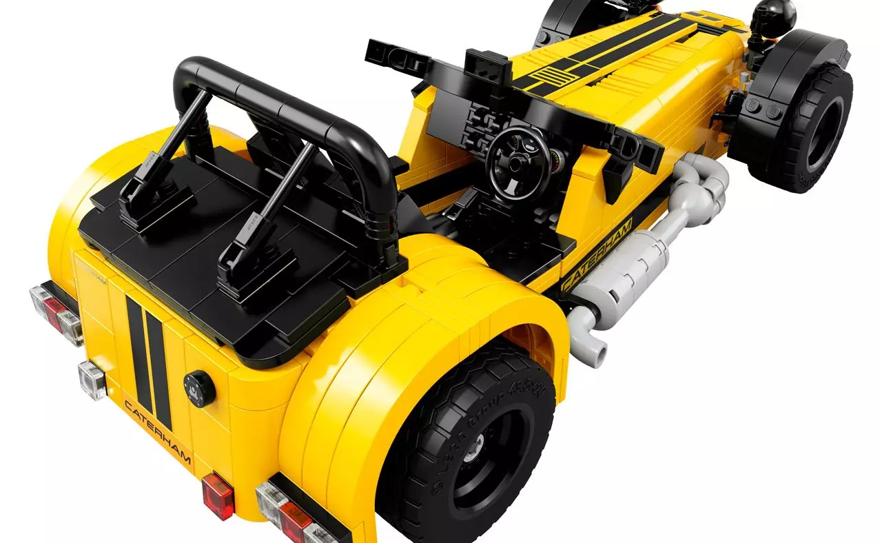 Caterham Saith 620R Lego