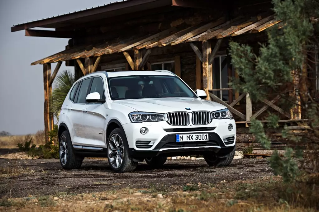 BMW X3 2015 yerekanye kandi ifite imbaraga nyinshi | Imodoka 22251_4