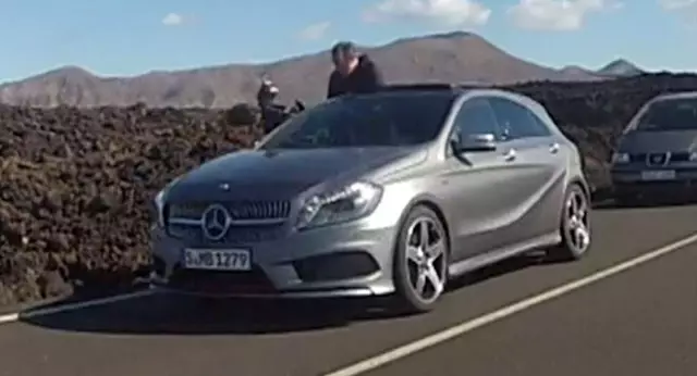 I-Mercedes A-Class entsha ibambe ongezansi 22285_1