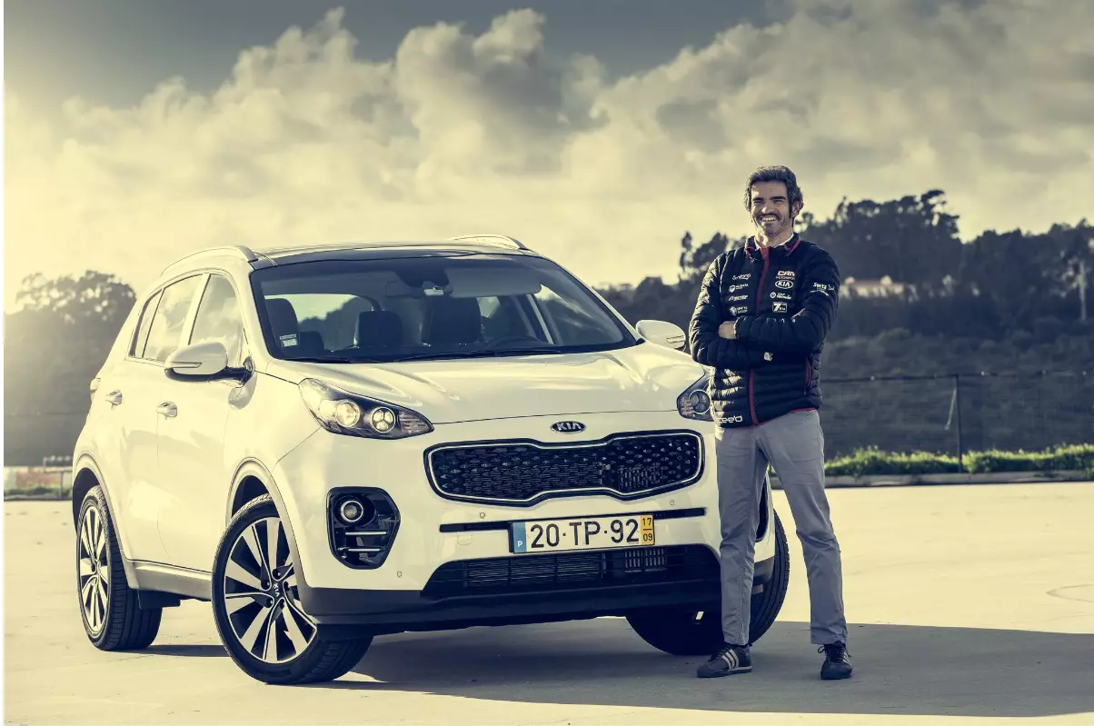 Manuel Gião og Kia sportage