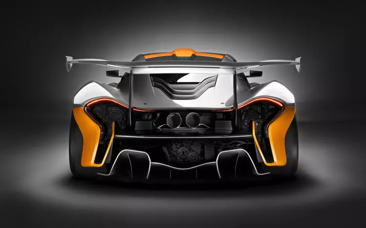2014-McLaren-P1-GTR-Design-Concept-Studio-3-1280x800