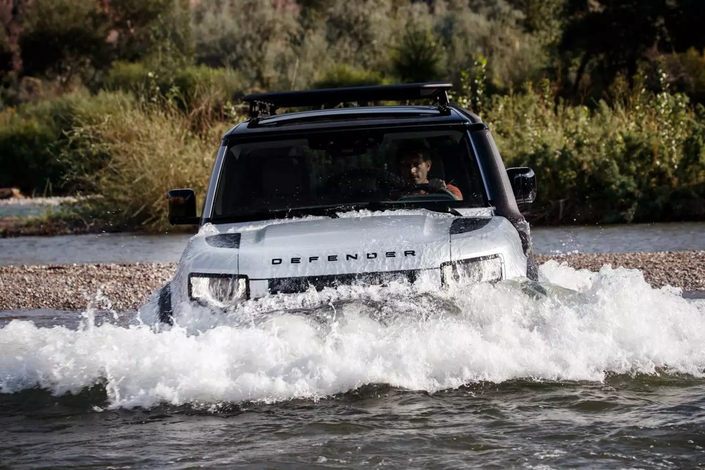 Difaaca Land Rover 110