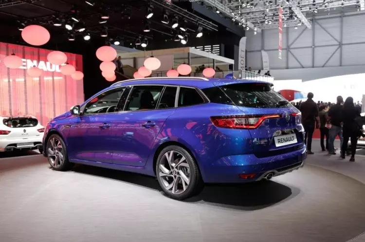 renault megane սպորտ տուրեր 2016 1