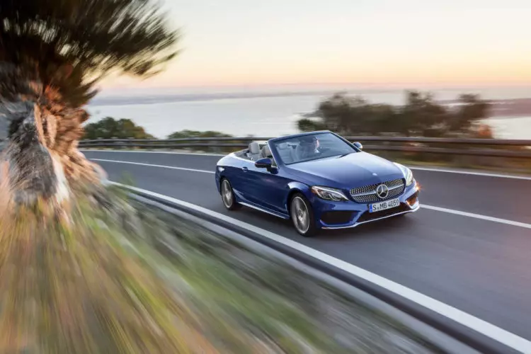 Mercedes-Benz C-Class Cabriolet kynntur 22857_1