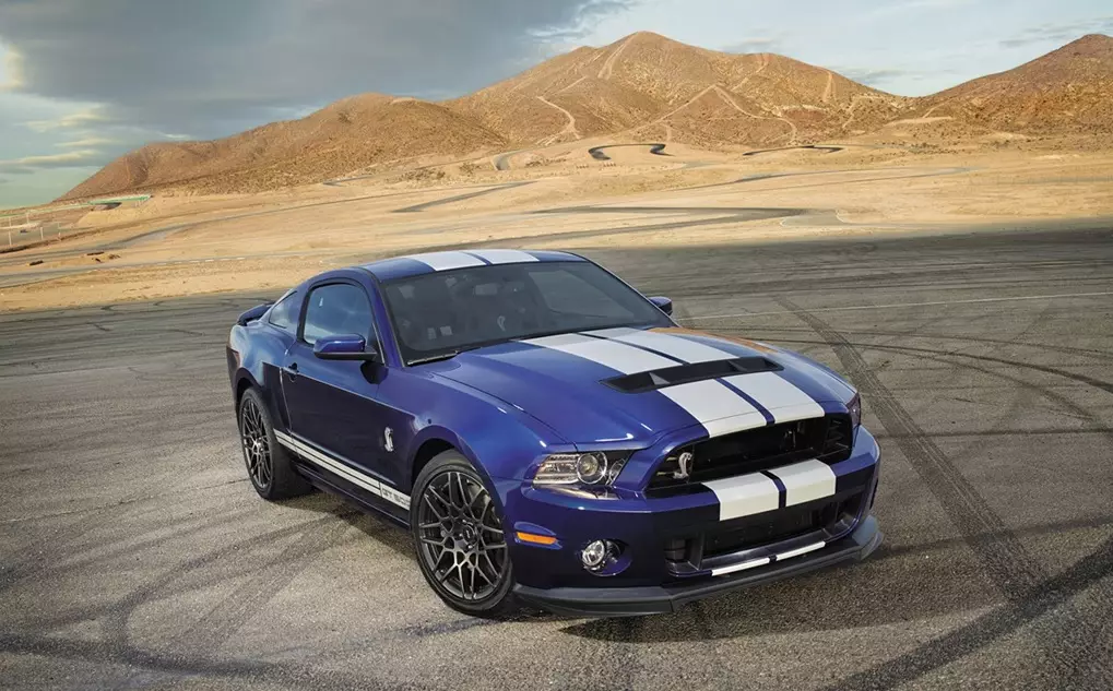 Ford Shelby Mustang GT500: Afọ 50 nke Muscle America dị ọcha 23009_4