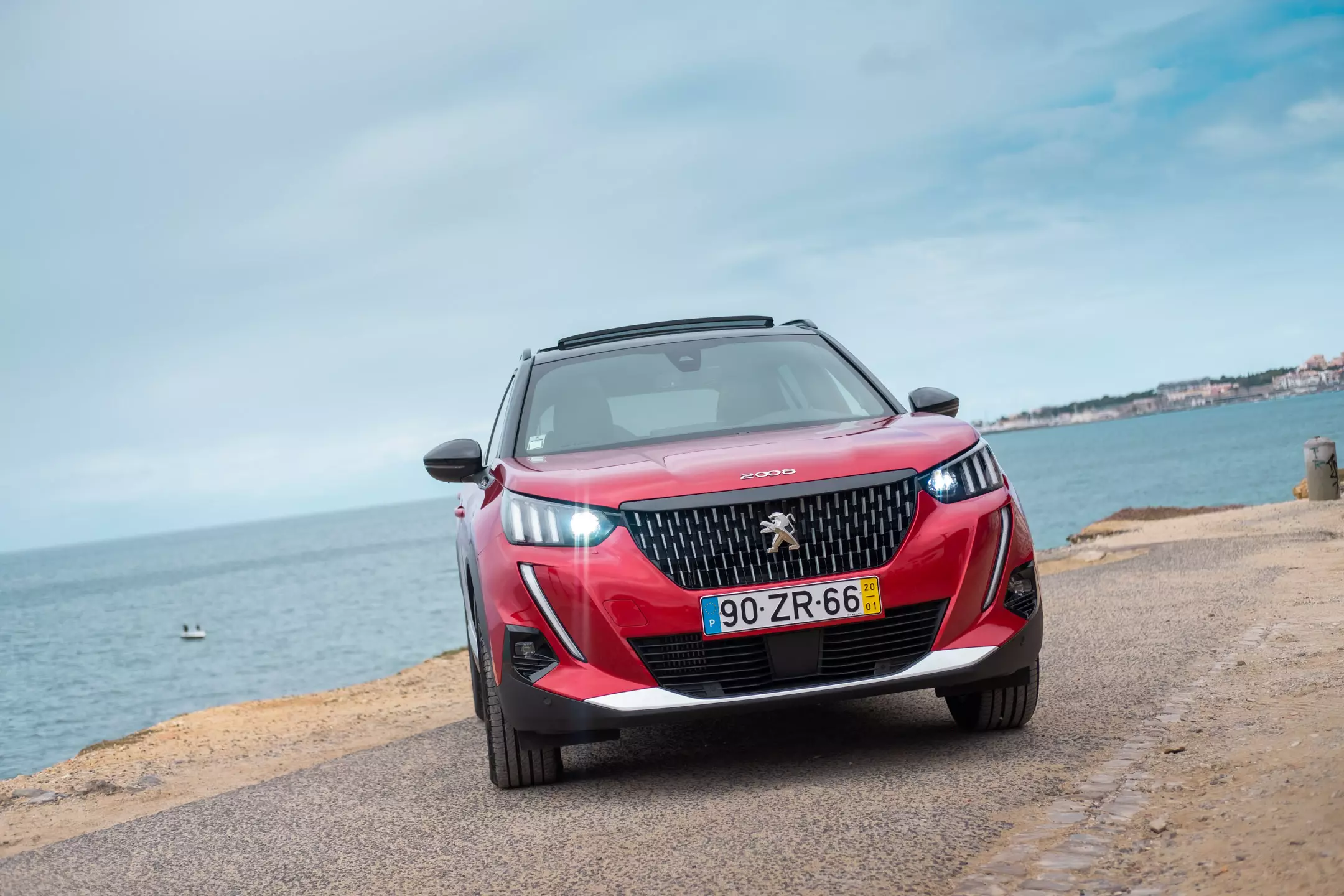 Peugeot 2008 1.5 BlueHDI 130 hp EAT8 GT Line