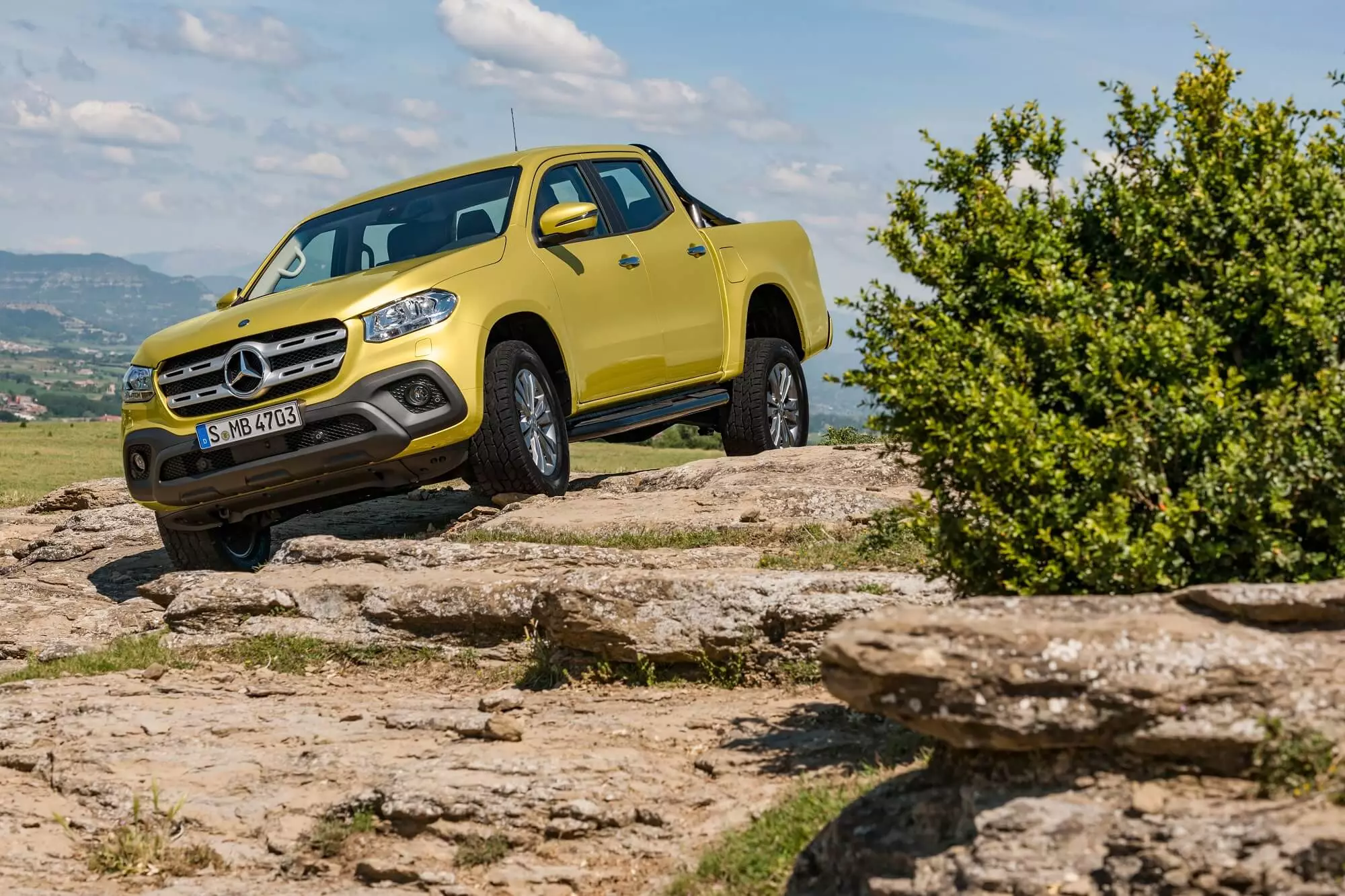 Mercedes-Benz X-Class