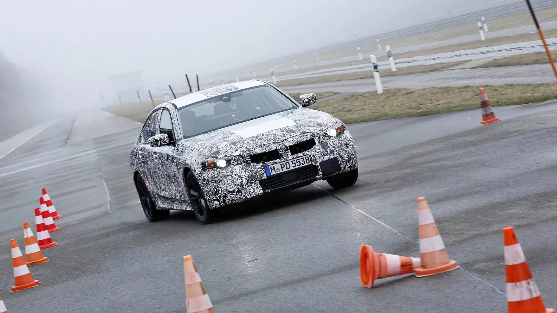 Images. Li vir BMW 3 Series nû tê û jixwe di ceribandinan de ye 23164_1