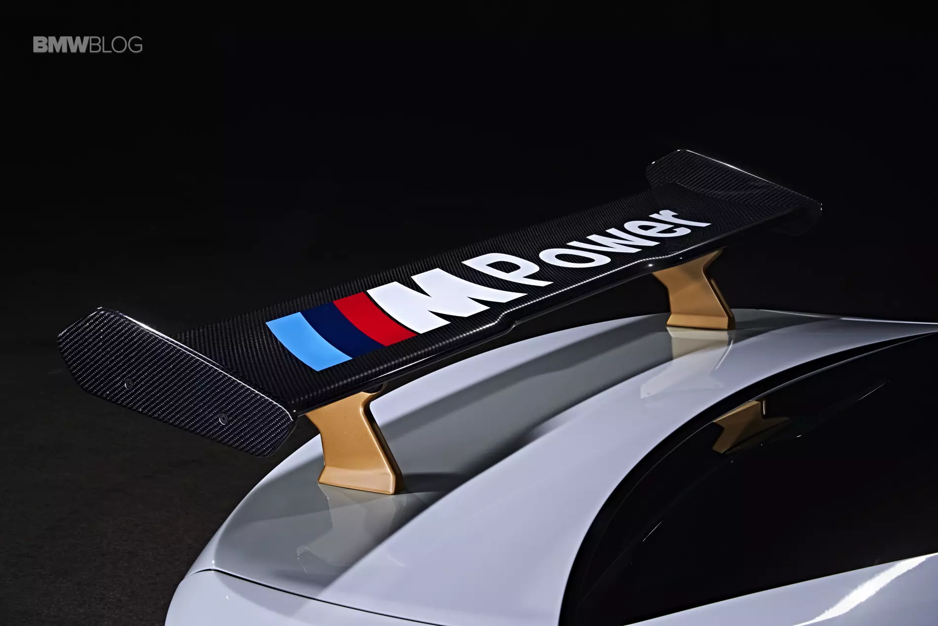 BMW M2 د Moto GP 2016 لپاره نوی 