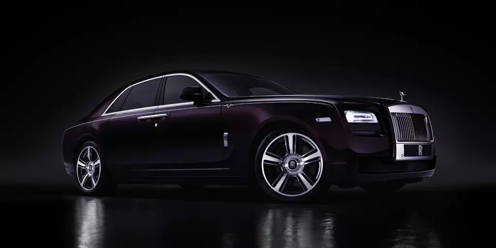 Rolls-Royce Ghost V-spetsifikatsioon: rohkem luksust ja rohkem võimsust 23272_2