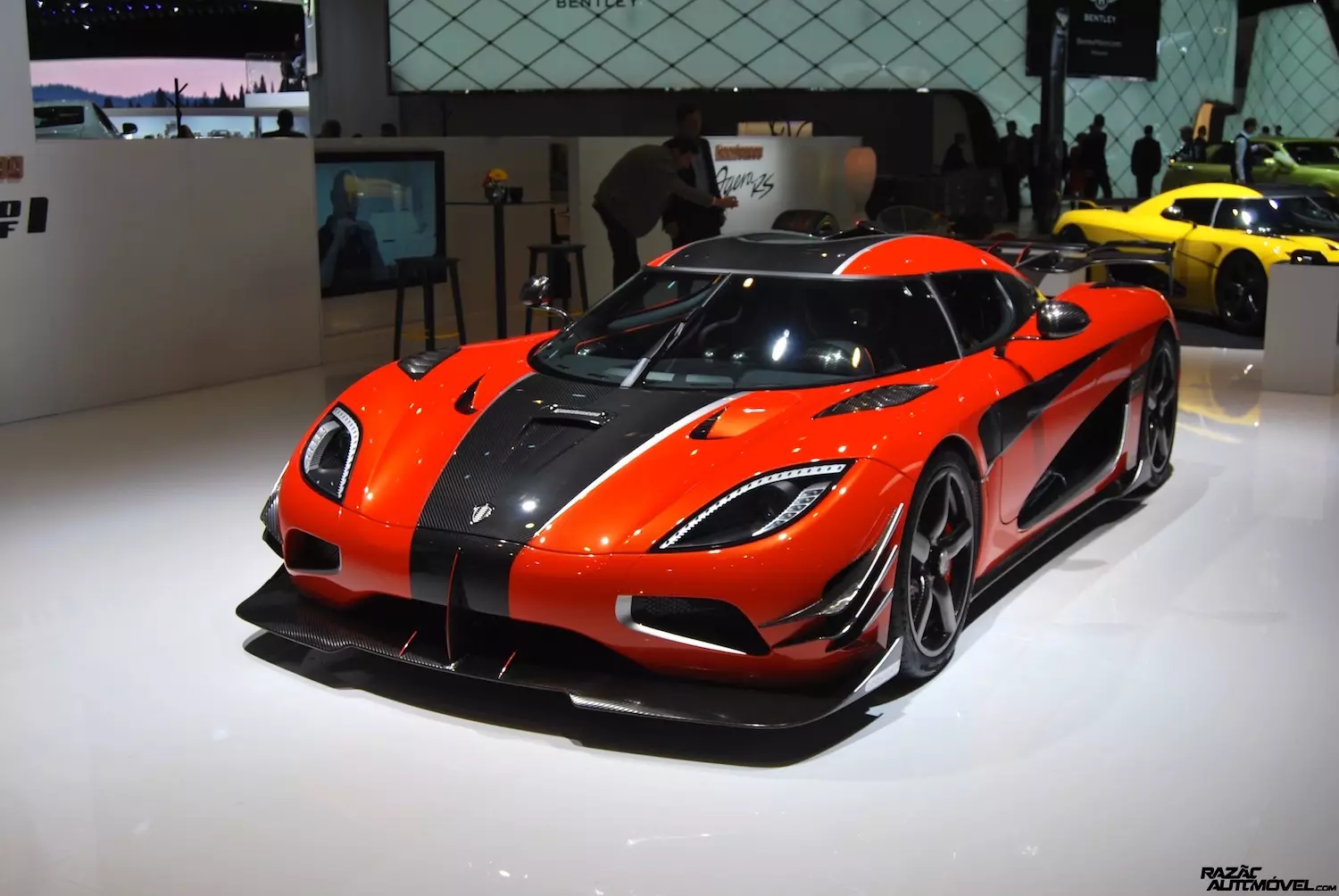 I-Koenigsegg-Regera_genebraRA-9