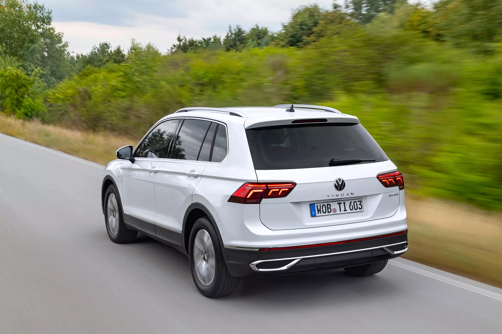 Volkswagen Tiguan eHybrid (Фольксваген Тигуан)