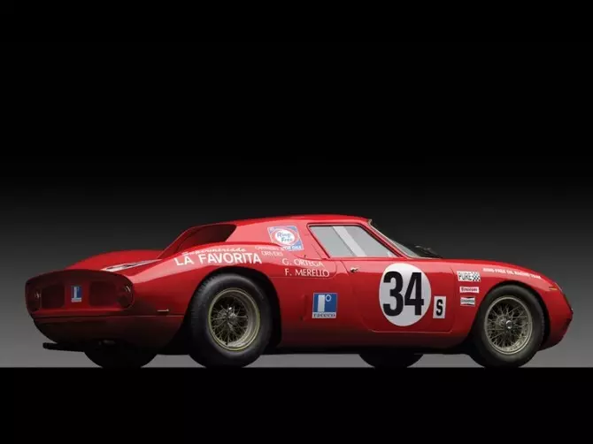 Ang Ferrari 250 LM ay lumampas sa €10.5 milyon sa auction 23495_1