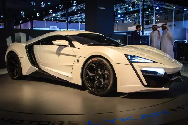 Lykan Hypersport: esimene araabia superauto maksab 2,5 miljonit eurot 23579_4