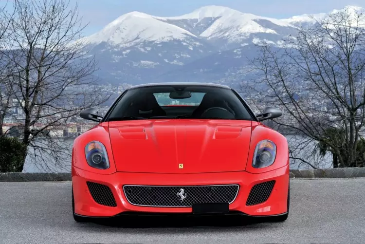 Ferrari 599 GTO ak 180 km monte pou vann piblik 23655_2