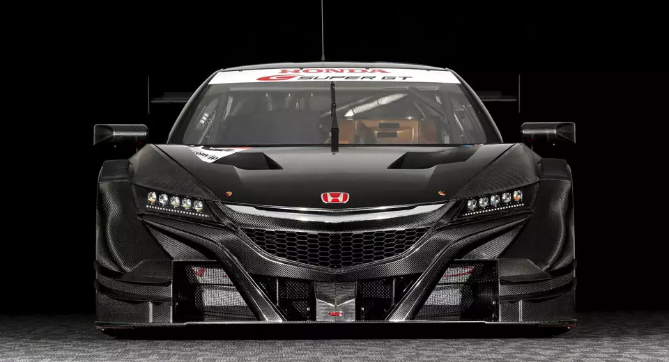 本田 NSX-GT 为下一个超级 GT 赛季做好准备