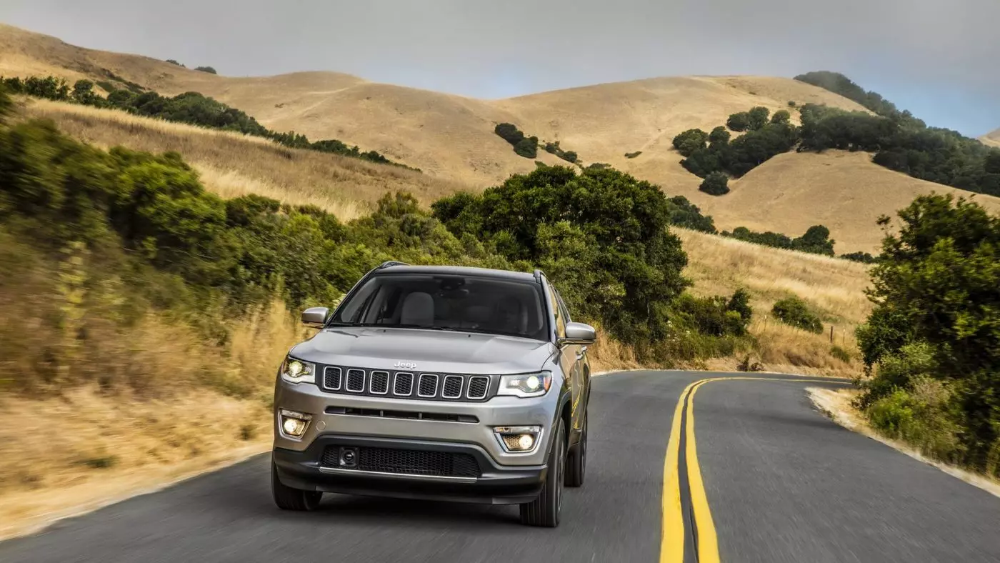 Jeep Compass, stykkið sem vantar 24091_3