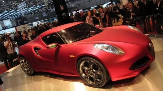 Alfa Romeo 4C, հարված ճգնաժամի մեջ 24119_5