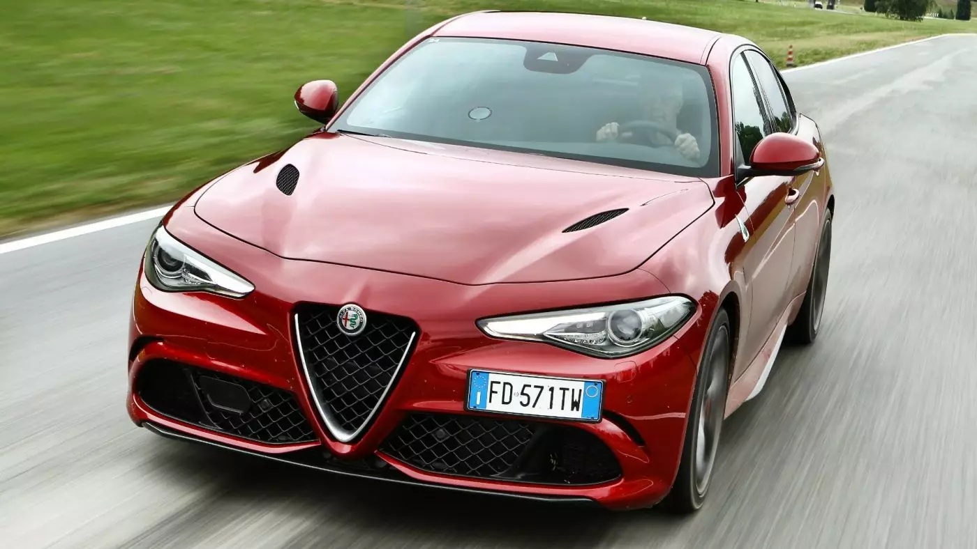 U-Alfa Romeo Giulia Quadrifoglio