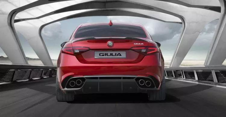 alfa romeo giuliya 1