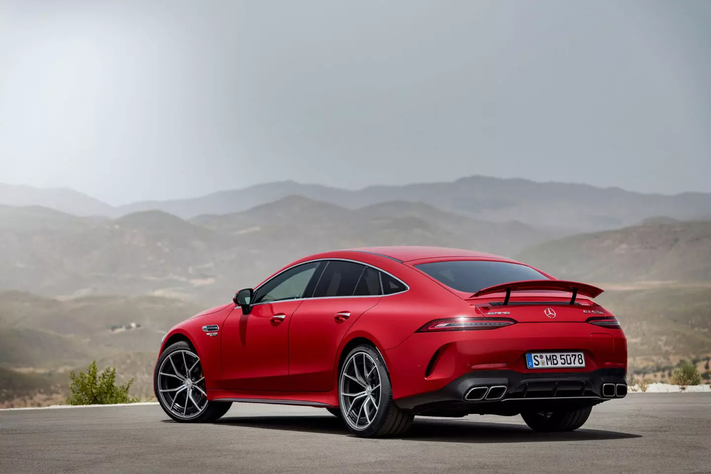 መርሴዲስ-AMG GT 63 S ኢ አፈጻጸም