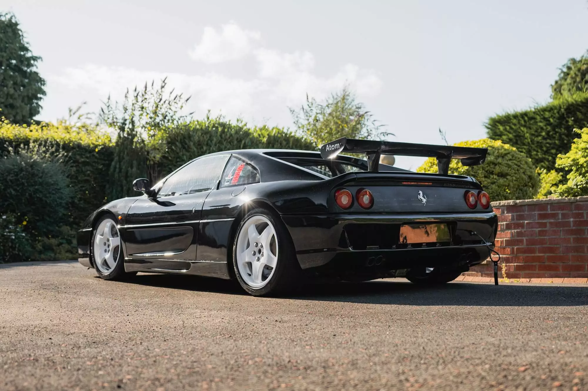 Ferrari 355 გამოწვევა